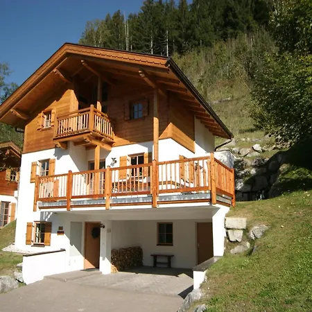 Chalet Quiet With Sauna In Koenigsleiten *